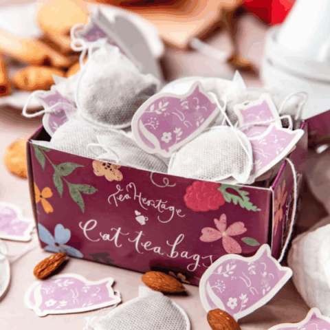 Boîte de sachets de thé en forme de chat